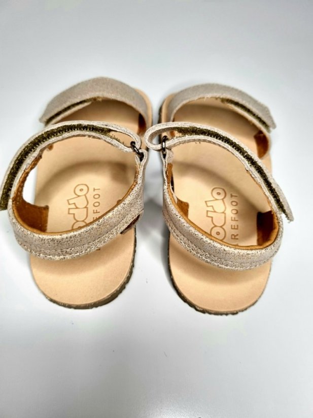 Sandálky barefoot Froddo gold Shine - Veľkosť: 29