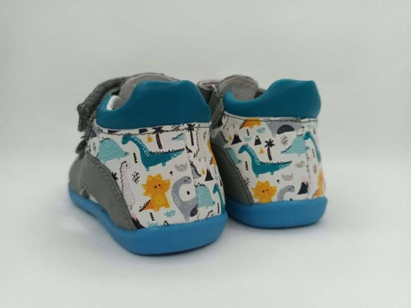 Chlapčenské kožené uzatvorené sandálky D.D.Step Grey dino