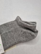 Ponožky členkové Wola Be Active sivá